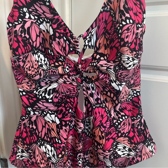 L*space Topanga One-piece swimsuit nwt size xs - Picture 5 of 9